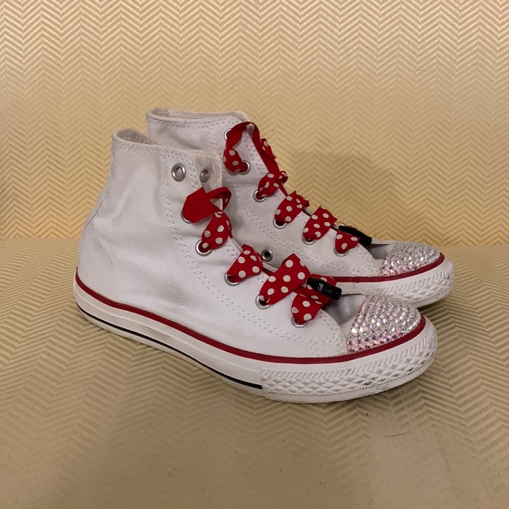 VGUC Converse All Star shoes